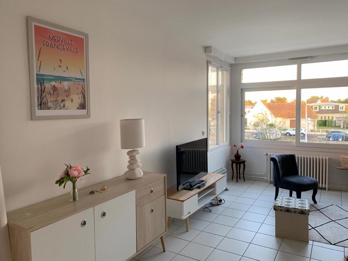 Apartmán Les Alises Merville-Franceville-Plage Exteriér fotografie